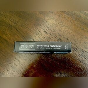 NEW! Revision Skincare Youthfull Lip Replenisher 0.33oz